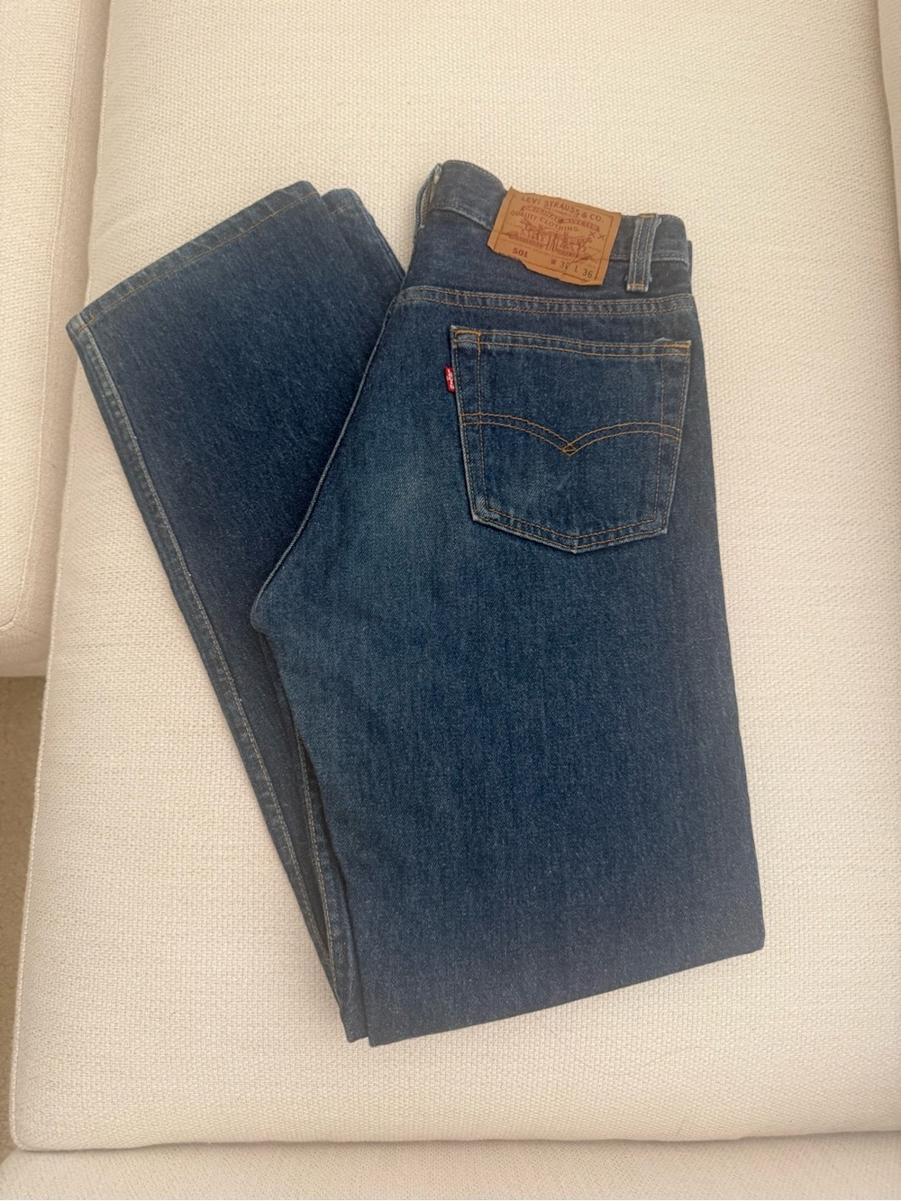TRUE VINTAGE 1993 Levi’s 501s - Dead Stock